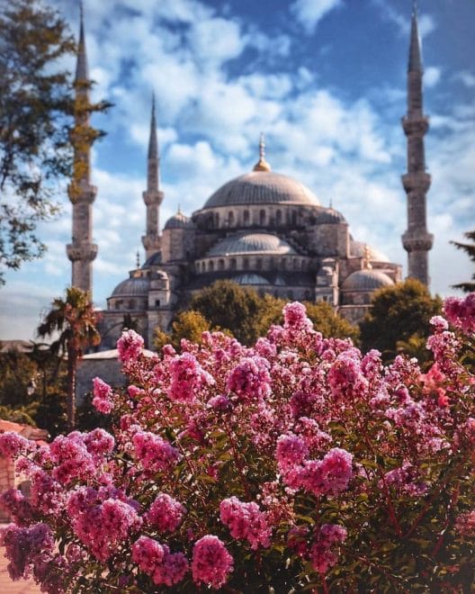 تور استانبول ۳ شب ۱۹ فروردین ۱۴۰۴